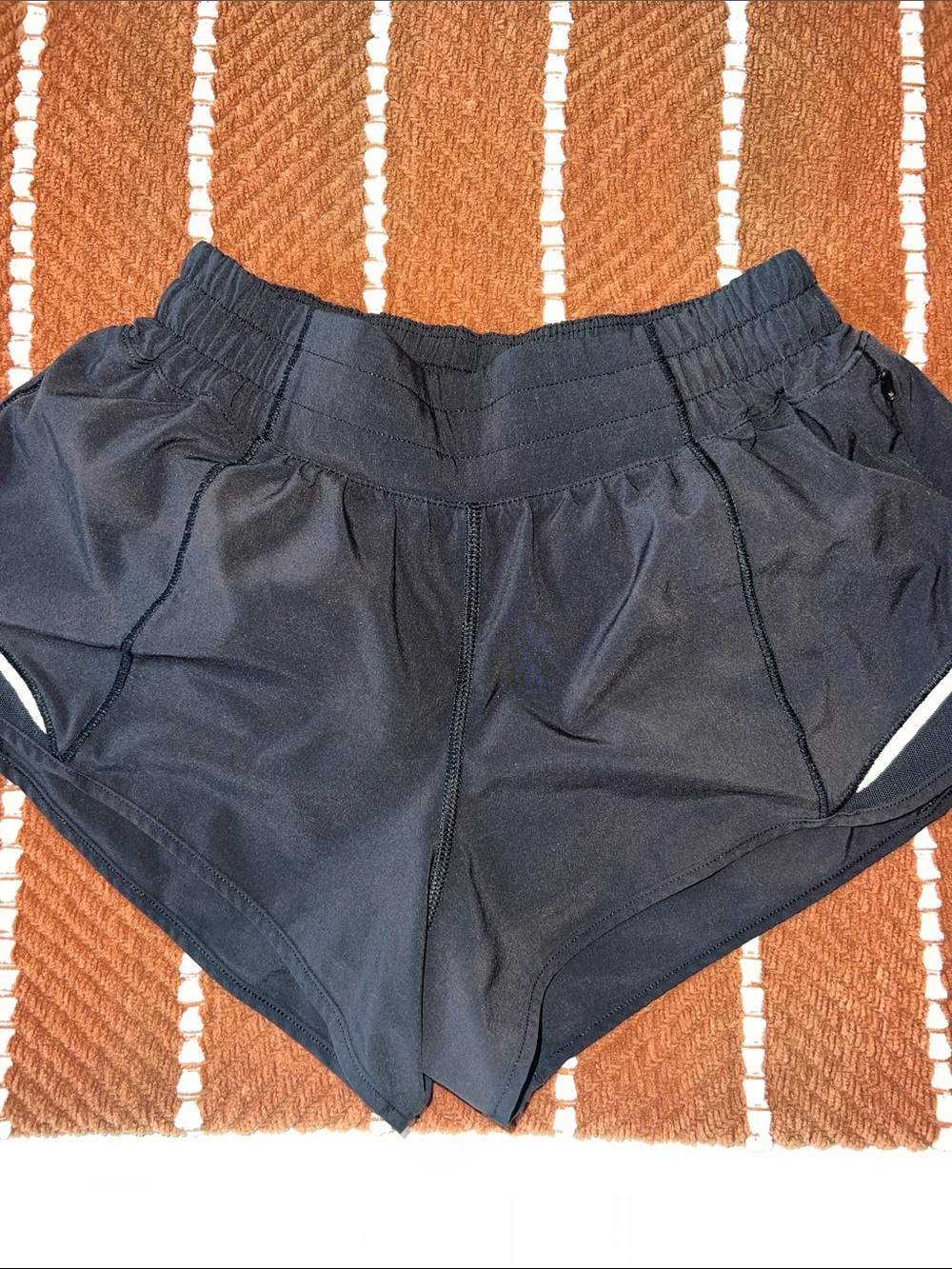 Lululemon Hotty Hot Shorts | Women's Low-Rise Lined Short 2.5" - Picture 9 of 13